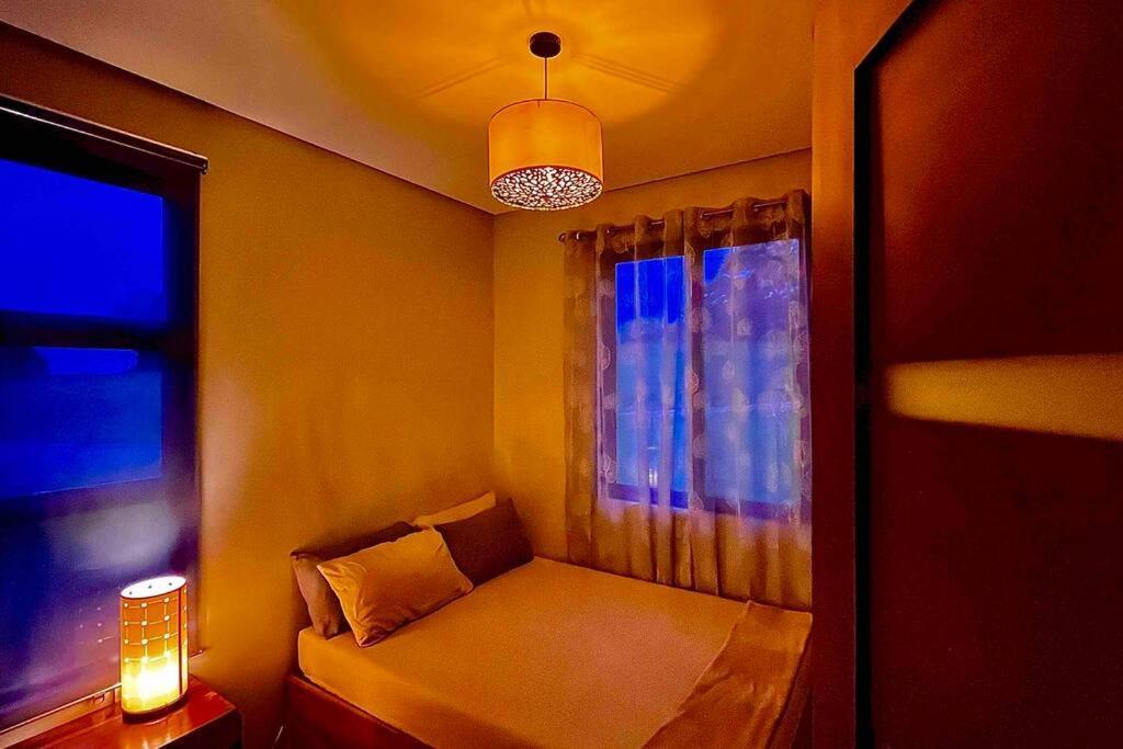 Overlooking Staycation At Sandari Batulao Tagaytay City Екстер'єр фото