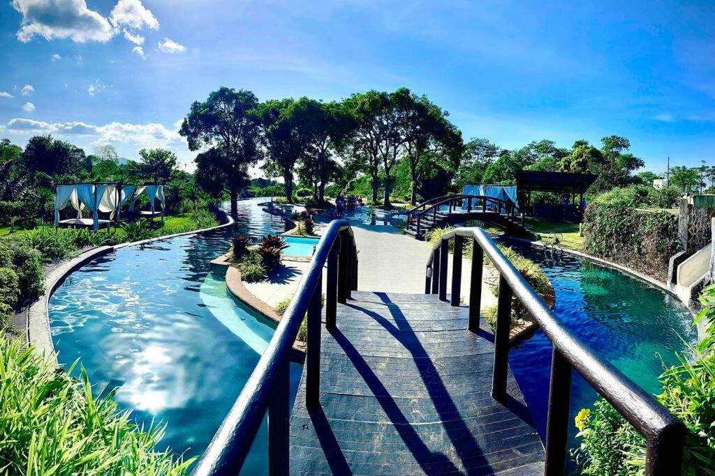 Overlooking Staycation At Sandari Batulao Tagaytay City Екстер'єр фото