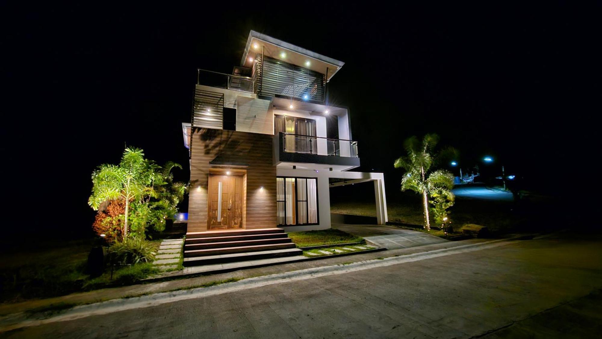Overlooking Staycation At Sandari Batulao Tagaytay City Екстер'єр фото