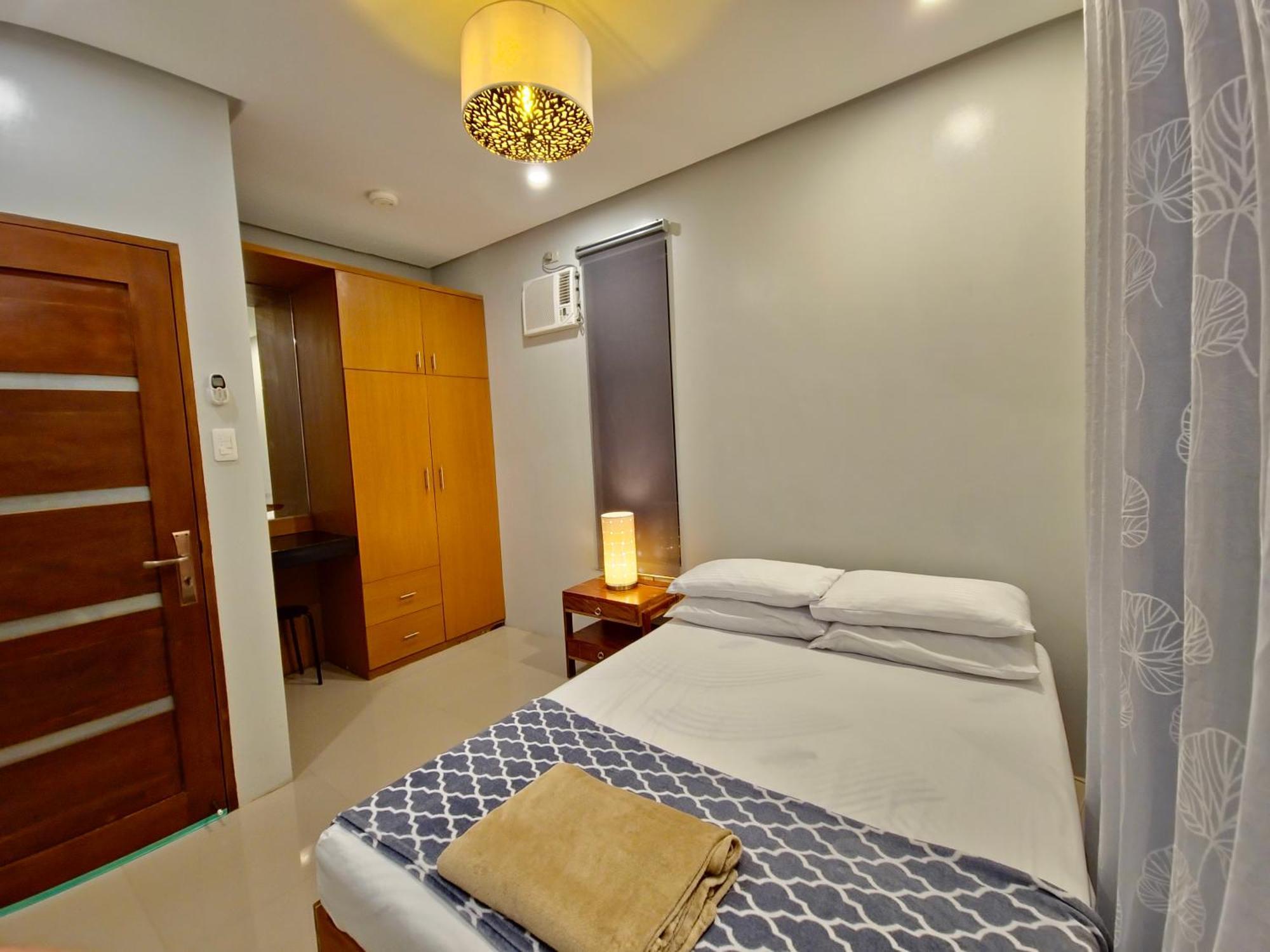 Overlooking Staycation At Sandari Batulao Tagaytay City Екстер'єр фото