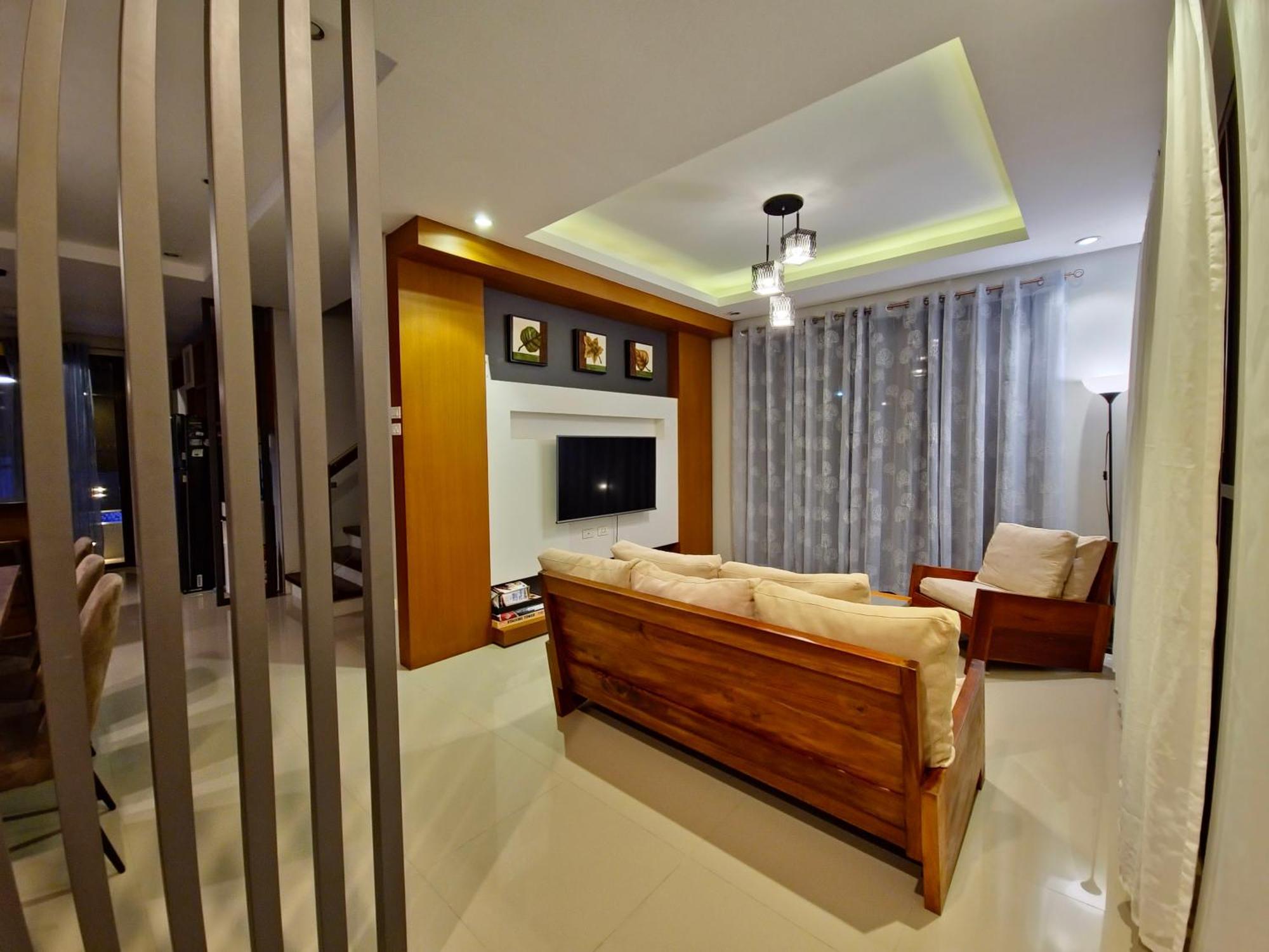 Overlooking Staycation At Sandari Batulao Tagaytay City Екстер'єр фото